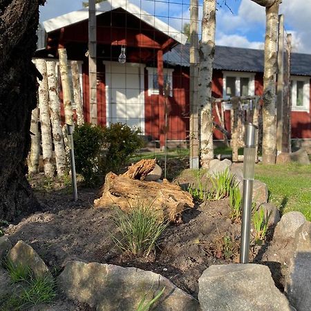 Appartamento Mindre Laegenhet I En Lantlig Miljoe I Skrea Falkenberg Esterno foto